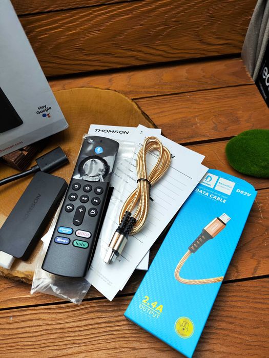 Thomson Streaming Stick 140M 4K 8 GB Android 14 Google TV Dolby Atmos IPTV Chromecast Miracast