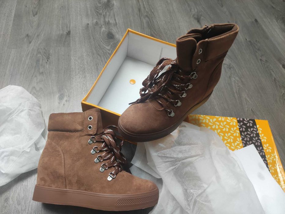 Brązowe camel botki buty nad kostkę koturn 37