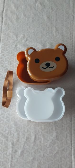 Śniadaniówka, lunch box, na lekarstwa, biżuterię,w podróży itp