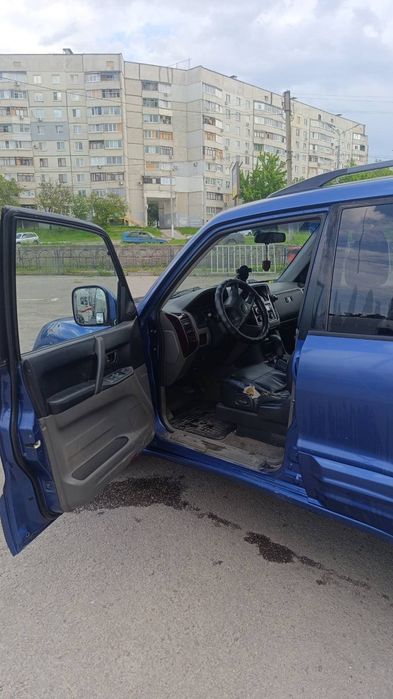 Mitsubishi Pajero 2001 VIN JMBLYV78W1J008066 фото оголошення 6 з 12