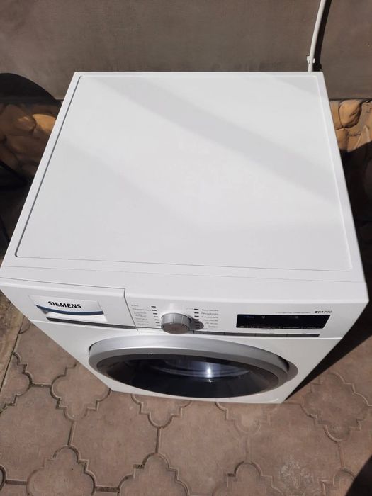 Пральна машинка Siemens iQ700 Dosiersystem І DOS на 8кг