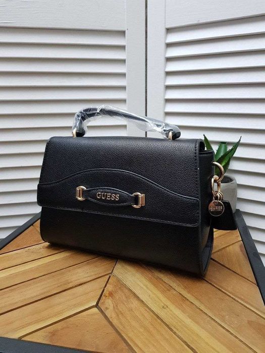 Сумка guess чорна emera