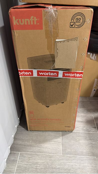 Ar condicionado portatil Kunft novo com garantia