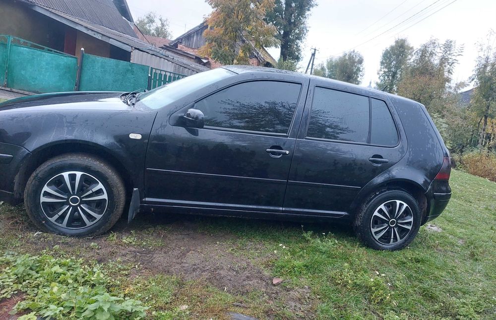 Автомобіль легковий