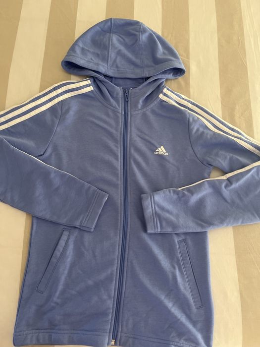 Casaco Adidas azul com capuz