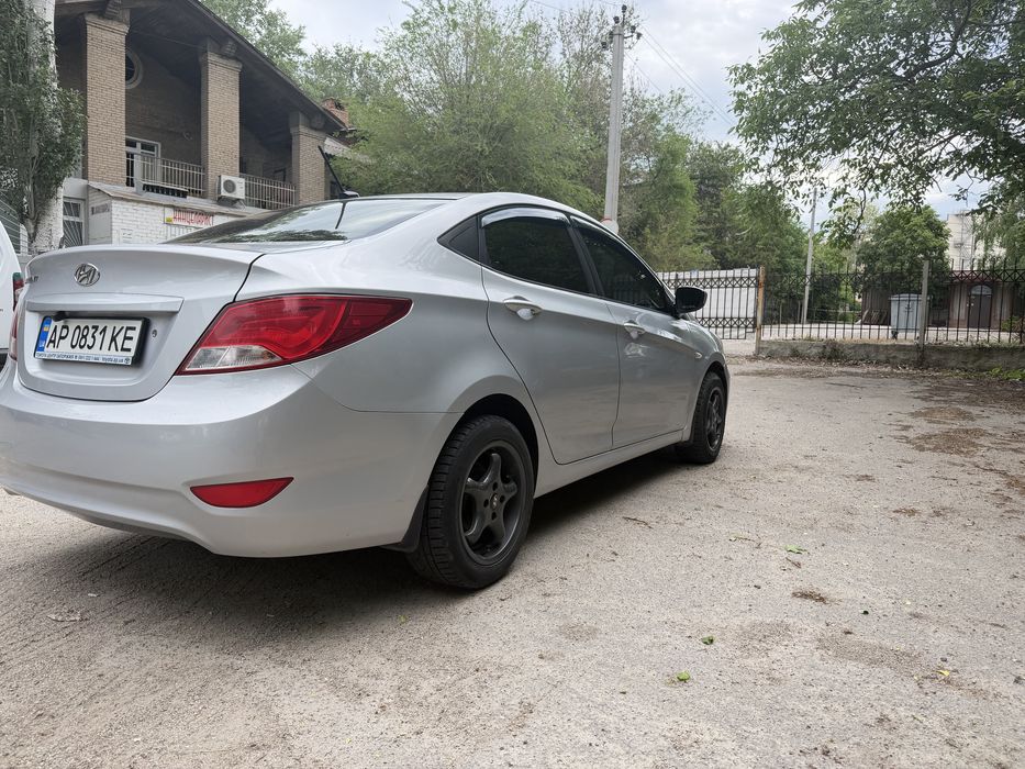 Hyundai Accent 2016