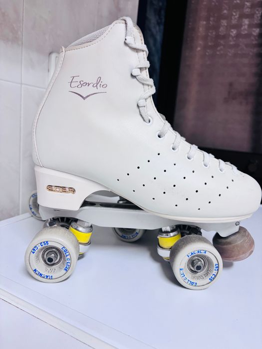Patins profissionais edea esordio para patinagem artística