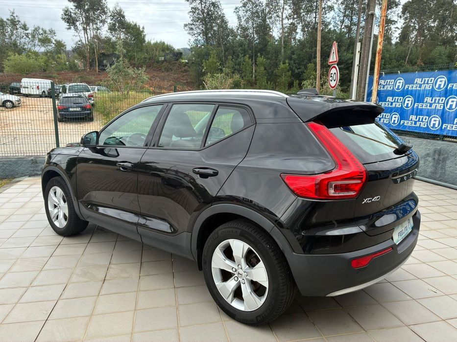 Volvo XC 40 1.5 T3 Momentum Tech Edition