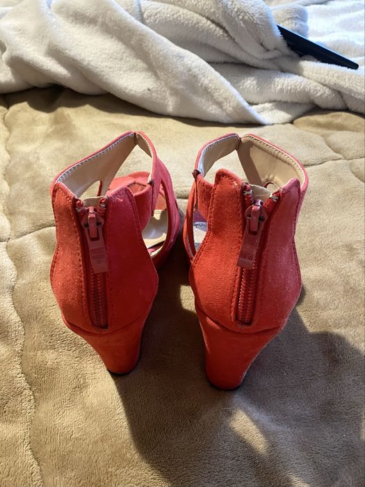 Buty na koturnie damskie