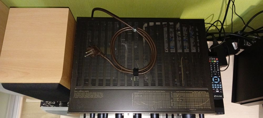 Усилитель Technics SU-8077K, Япония(240v)