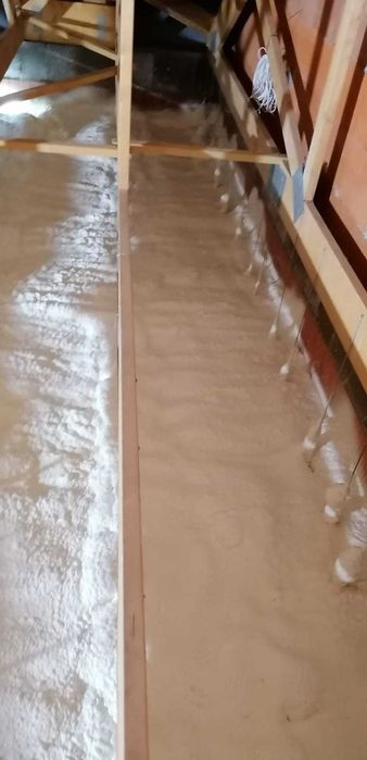 Termoizolacje pianą PUR, docieplenia