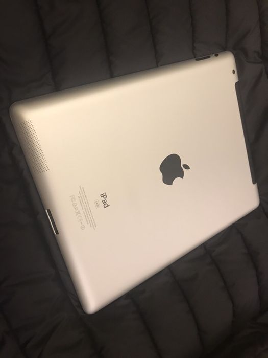 Apple iPad 2 16 GB – 100% Functional + Invoice + Warranty64729819095938121