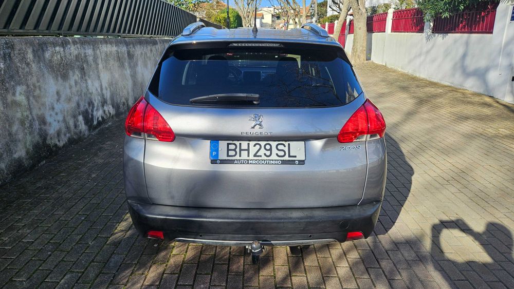 Peugeot 2008 1.2 PureTech