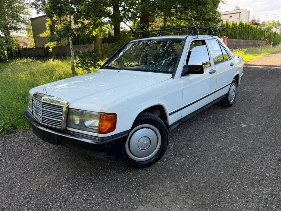 Mercedes-Benz W201 (190) jeden z pierwszych w201 benzyna 2.0 w automacie z Niemiec 212Tkm