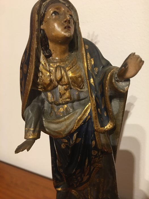Santa antiga seculo XVVIII ou XIX com resplendor em prata