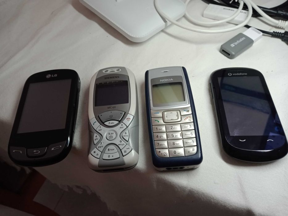 Telemóveis para colecionadores - Samsung Nokia Siemens LG etc