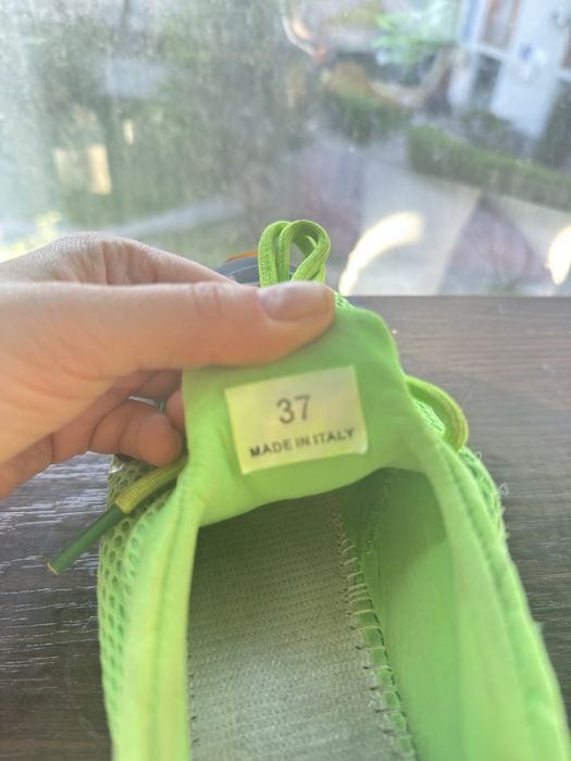 Versace розмір 37 б/у