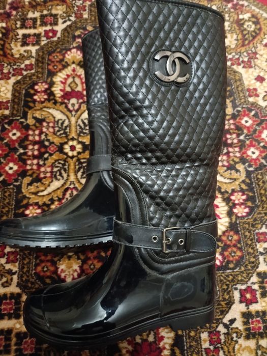 Продам теплі гумові чоботи