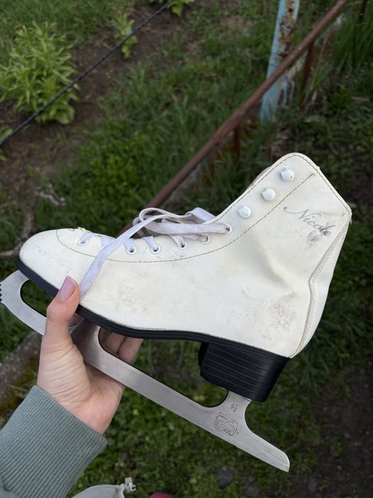 Ковзани б/у 38 розмір