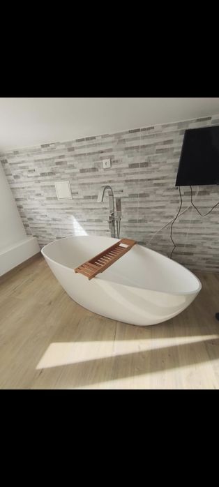 Banheira moderna+kit duche