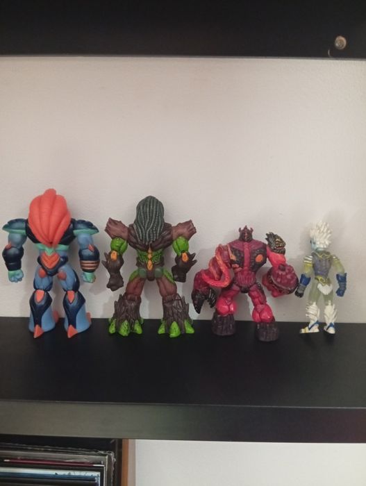 Conjunto de figuras gormiti