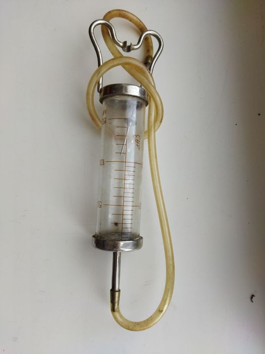 Продам: шприц Жане