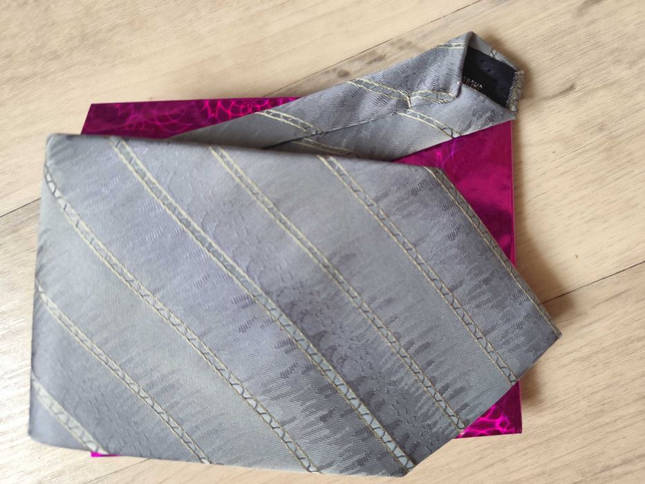 Krawat męski jasny szary