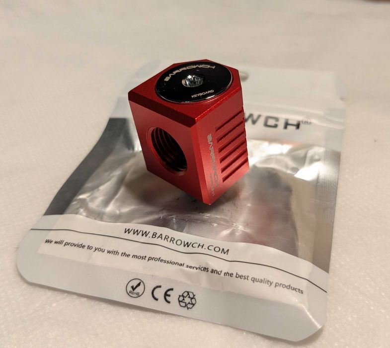 Barrow nisko profilowy adapter 90 (Czerwony)