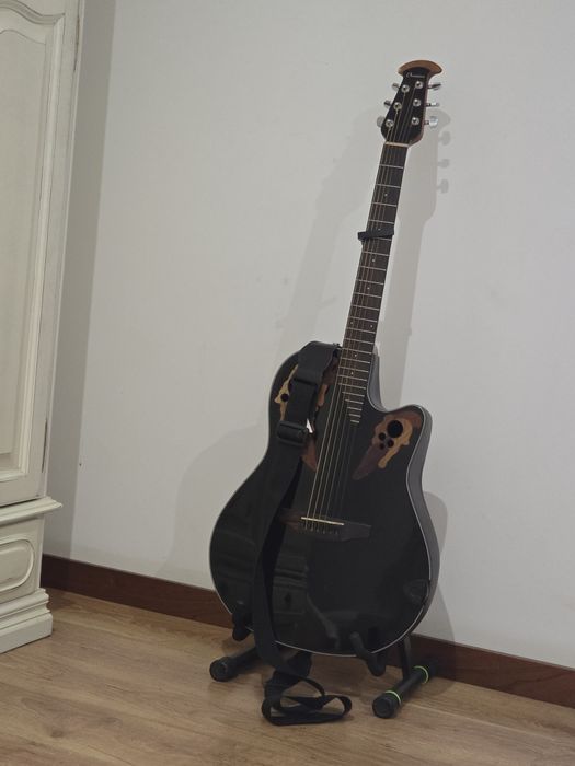 Guitarra semi acústica