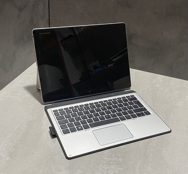 Ноутбук HP Elite X2 сенсорний 12" 8/256GB SDD i5-7200! N3074