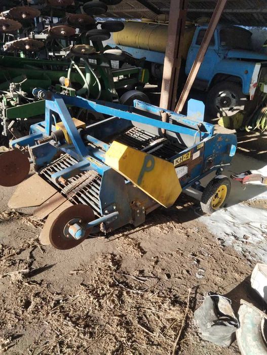 Копалка навісна КН-2Д