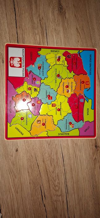 121. Drewniana mapa Polski - puzzle, nauka województw