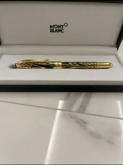 Caneta MONTBLANC MEISTERSTUCH Edição especial limitada 4810(Rara)