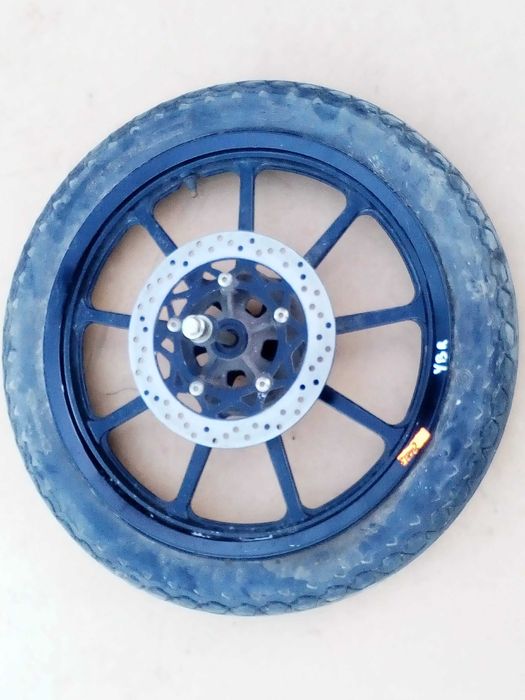 Yamaha YBR 125 koło felga przód