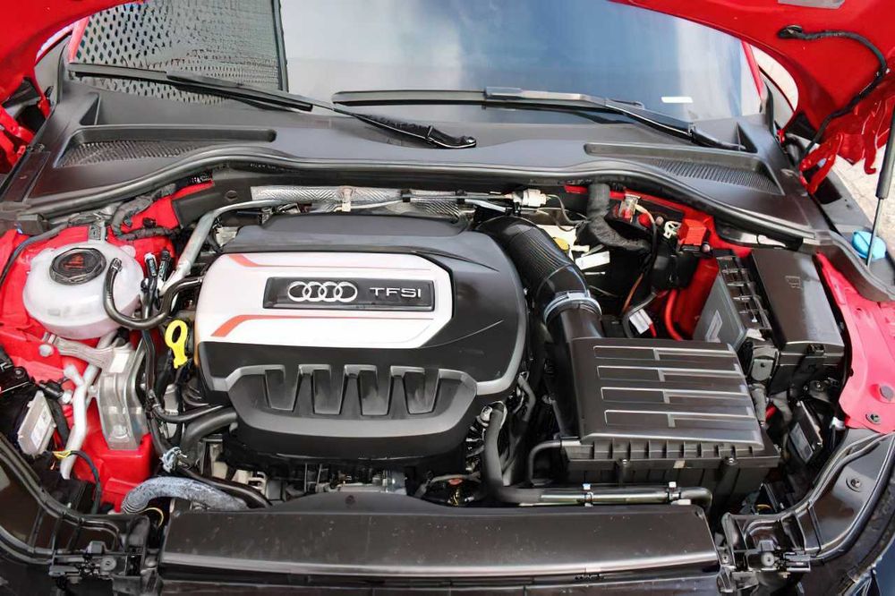 Audi TT quattro      2018