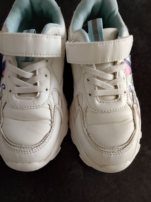 Sneakersy Stich białe