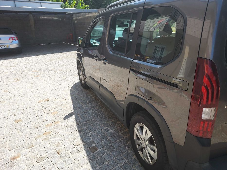 Peugeot Rifter Allure 5 Lugares