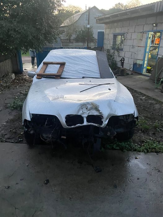 Продається БМВ е39 після ДТП