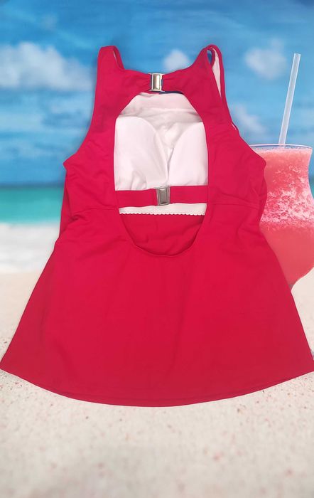 Czerwone tankini zapinane na plecach Bonprix