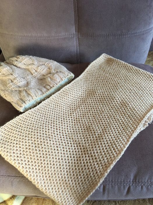 Шапка женская и хомут