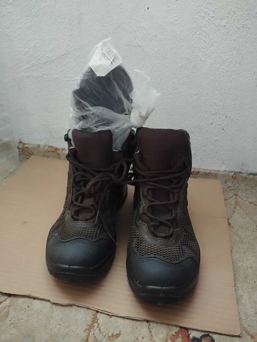 Продаю ботинки таланы