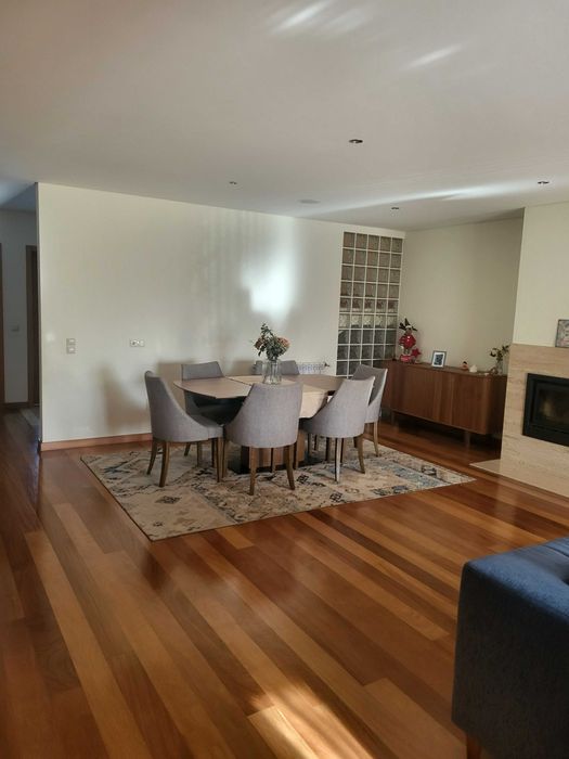 Moradia  com Vista Mar – Conforto, Luz e Exclusividade em Gulpilhares