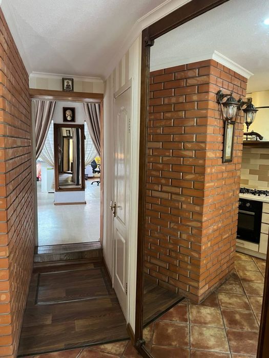 Район Центр.Продаж двоповерхової квартири