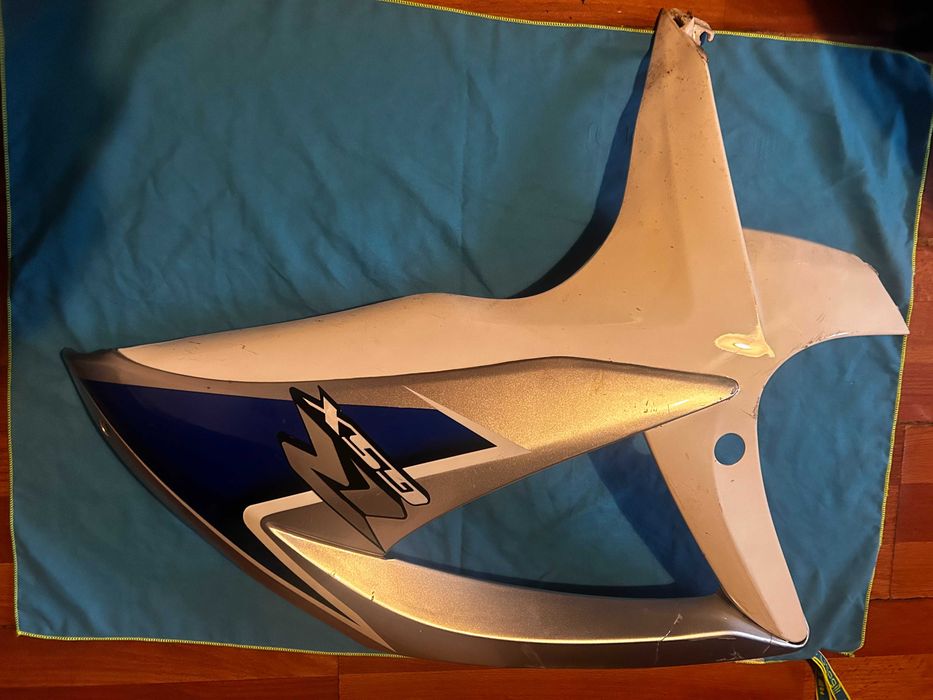Material Suzuki GSXR 600 k8