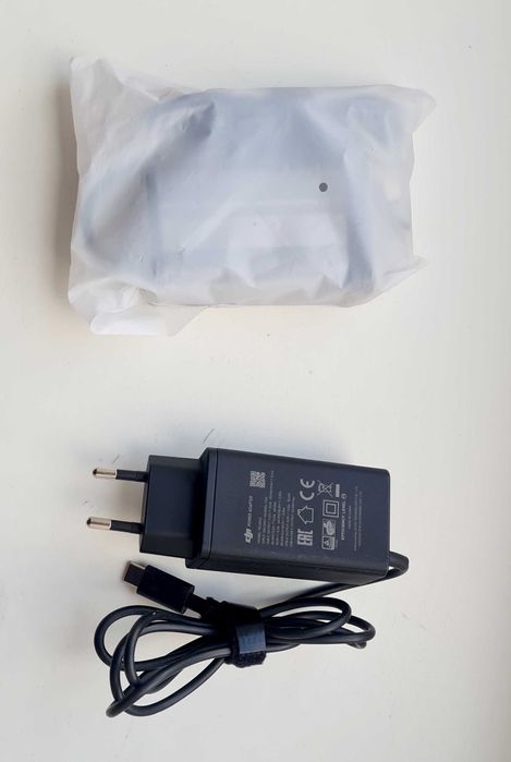 Зарядний пристрій DJI 65W Portable Charger для Mavic 3