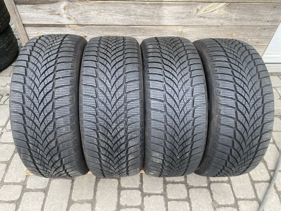 Резина Шиши 225/50 R17 протектор 7.5мм Goodyear