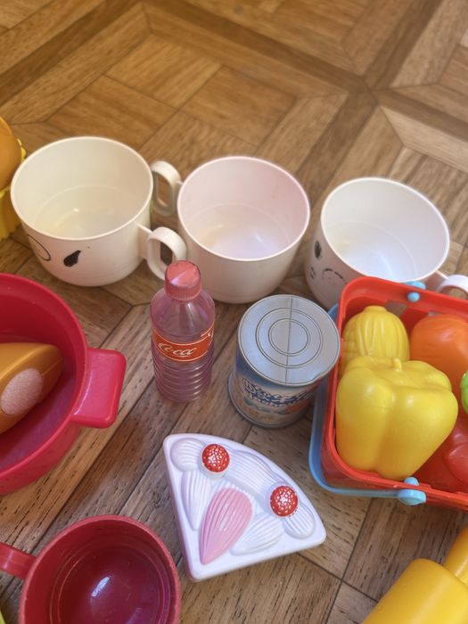 Дитячий посуд для кухні