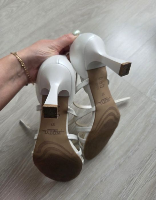 Buty ślubne taneczne kotyl 37 buty taneczne perłowe białe