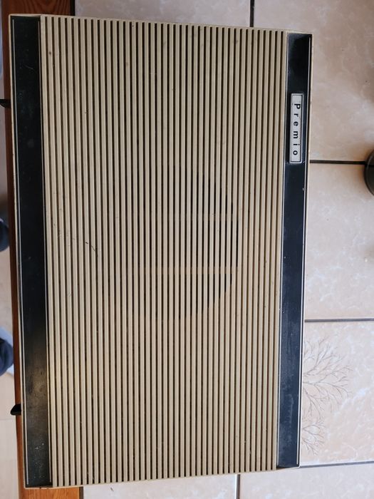 Gramofon Premio PE39 vintage lata 70 , antyk .