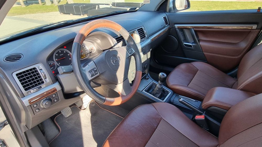 Opel Vectra C, GTS 1.9 CDTI